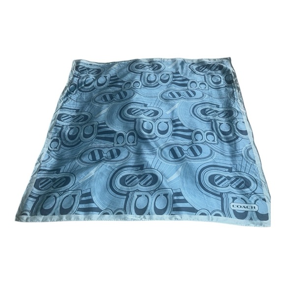 Beautiful Coach Signature Logo 100%  Silks Tonal Blues - Picture 5 of 7